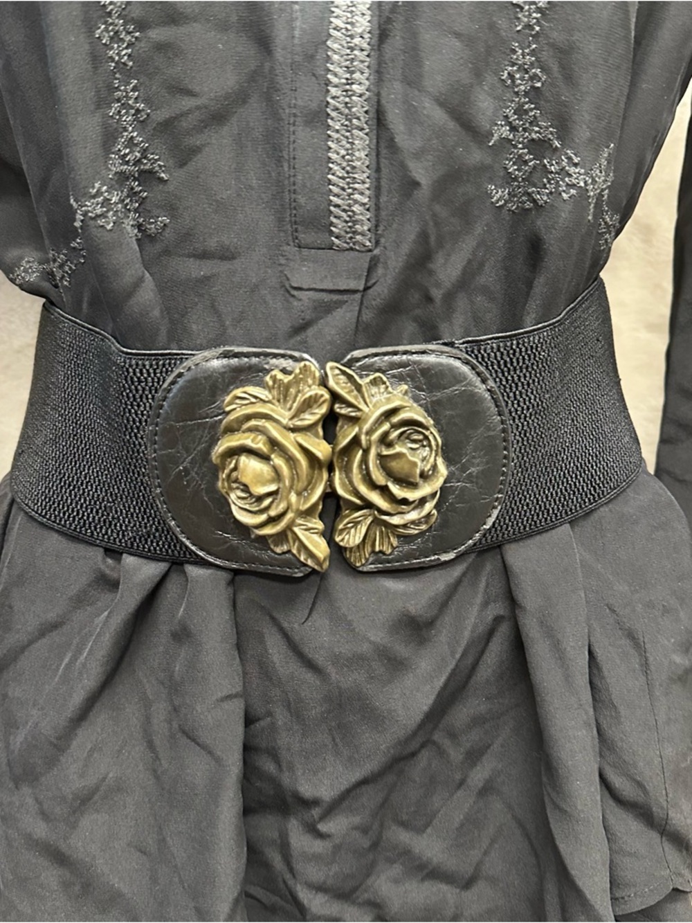 Women’s gothic metal roses wide belt stretchy whimsigoth sm/m stretchy